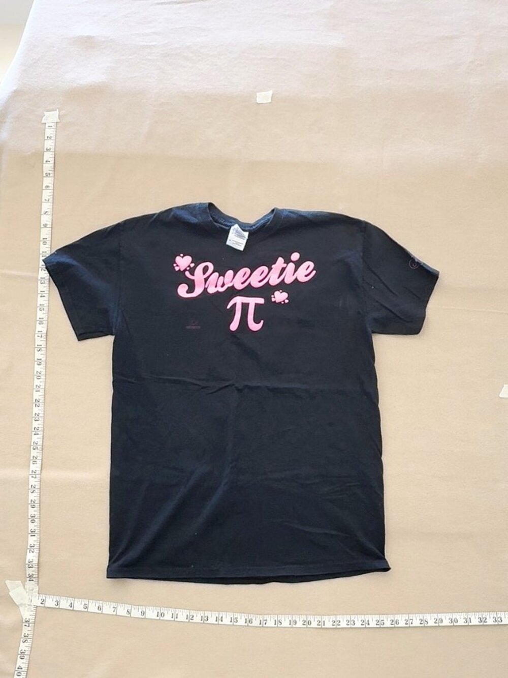 Gildan Sweetie Pi Math Pun Graphic T-Shirt Black Medium